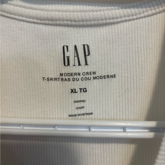 Gap Modern Crewneck Tank Top XL | White Cropped | Like New - Picture 4 of 7